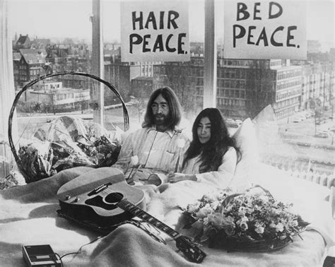 yoko ono john lennon naked